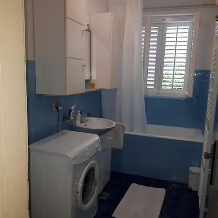 Malfi - Your Choice - 80 M From Apartman